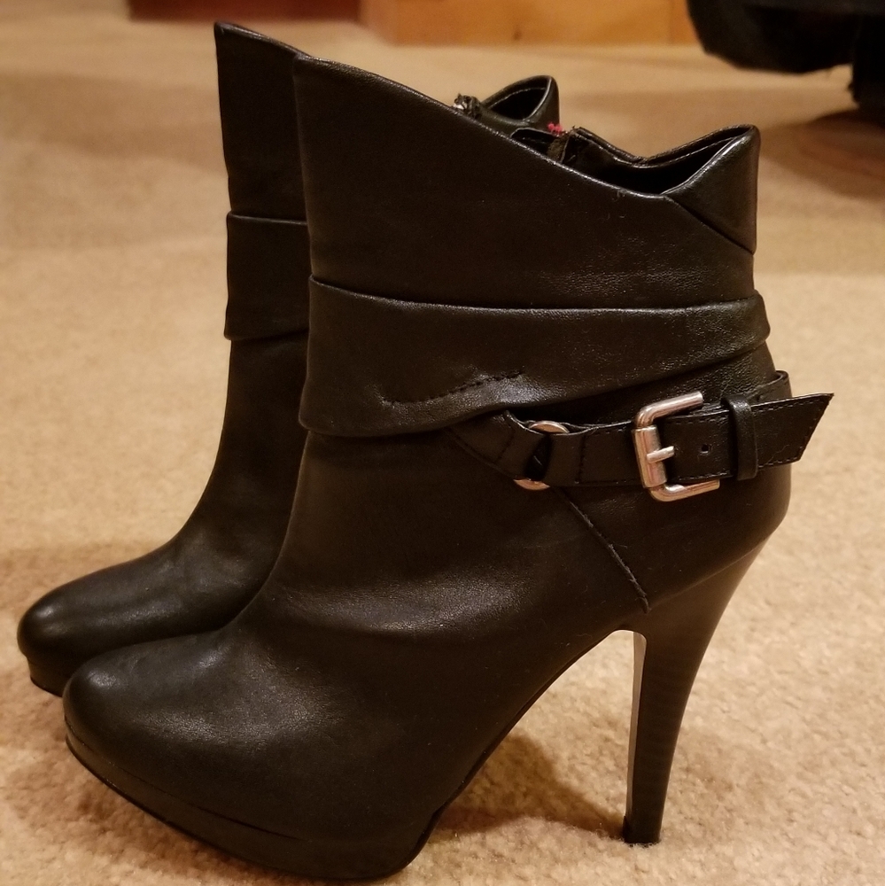 Style and Co. boots. Size 5. Worn once